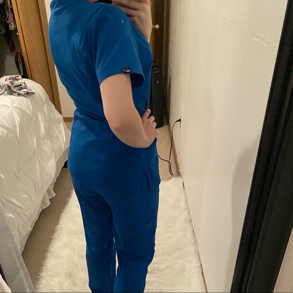 Scrub set - Picture 5 of 7